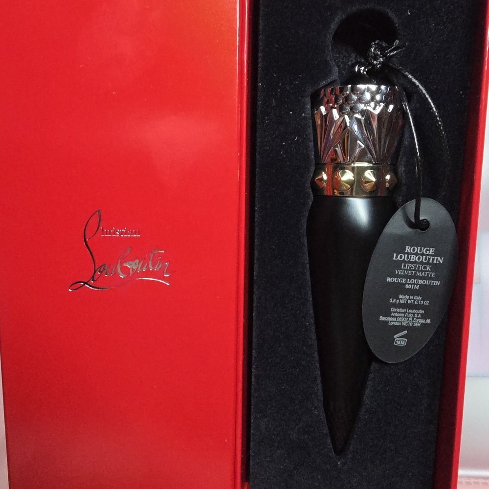 Christian Louboutin Matte Red Lipstick Color 001M Rouge Louboutin NIB - Picture 7 of 9